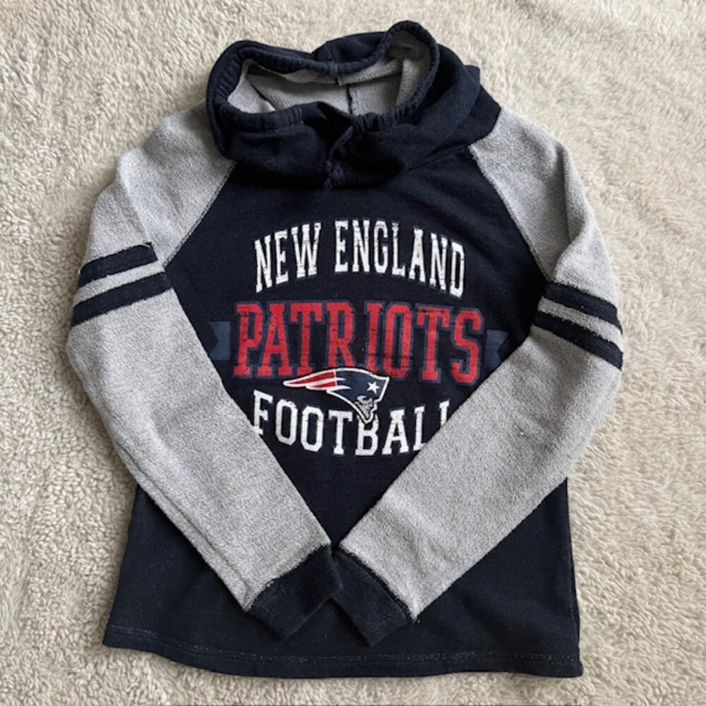 NFL Team Apparel New England Patriots Women's Cowl Neck Sweatshirt - Sz M